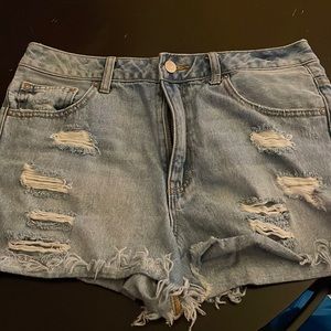 American Eagle and Forever 21. Both in like new condition